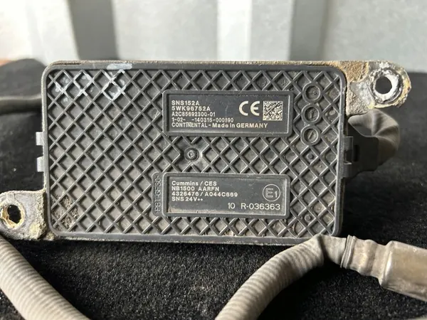 NOx-Sensor Nach Katalysator DAF XF 106 Cummins 4326476 image 4