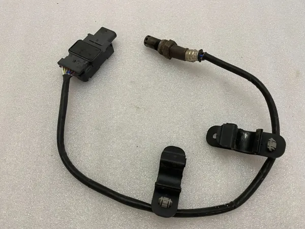 Volvo XC60 2020 Lambdasonde OEM 32137353 image 2