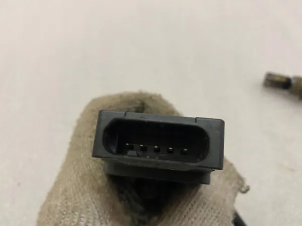 Volvo XC60 2020 Lambdasonde OEM 32137353 image 4