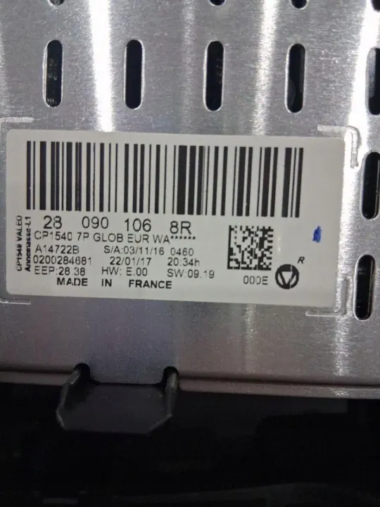 Renault Megane IV Display Bildschirm OEM 280901068R image 6