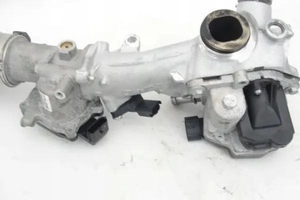 EGR-venttiili Renault Clio V Captur II 1.5 Blue DCI 233008887R image 6