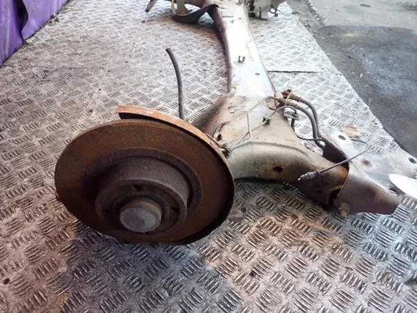 OEM Zawada-329956- Taka-akselipalkki Renault Scenic II image 3