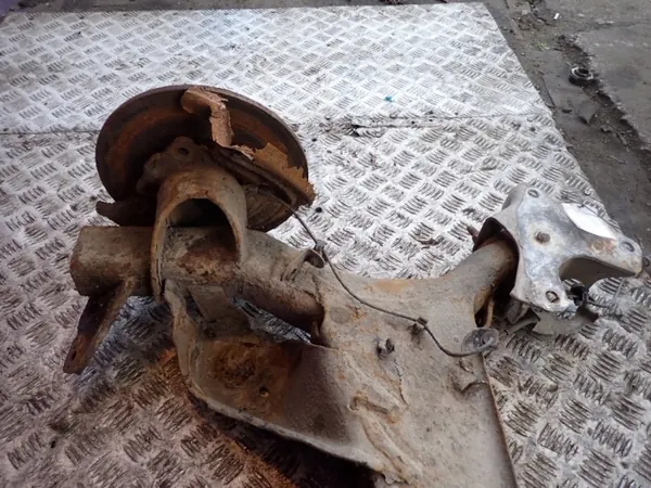 OEM Zawada-329956- Taka-akselipalkki Renault Scenic II image 4