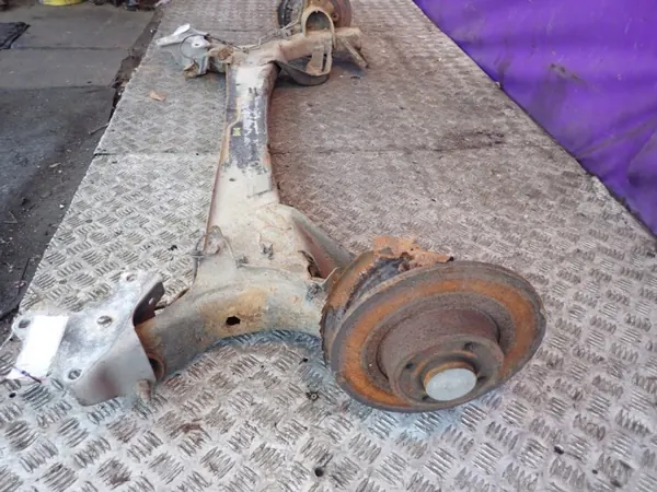 OEM Zawada-329956- Taka-akselipalkki Renault Scenic II image 5