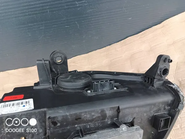 Citroen C6 06- Farol Esquerdo Xenon OEM 0301221281 image 7