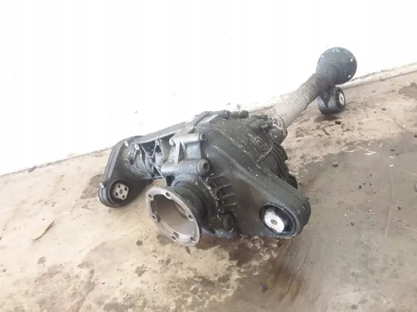 OEM 4460310021 Etudifferensiaali VW Touaregille image 3