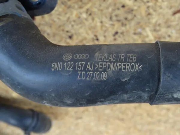 AUDI Q3 8U 2.0 TDI Vesijohdot 5N0122157AJ 03L121157AL image 2