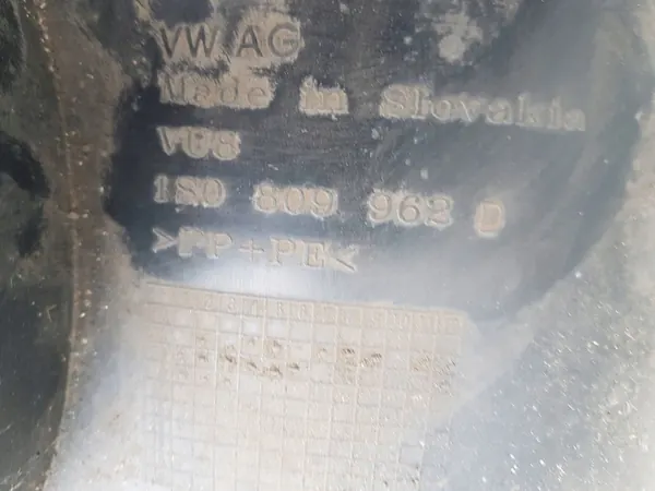 SKODA CITIGO 11-16 Oikea Etu Lokasuoja 1S0809962D image 6