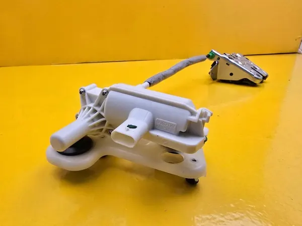 Bagagelås MERCEDES-BENZ GLE (W166) A0997400600 image 4