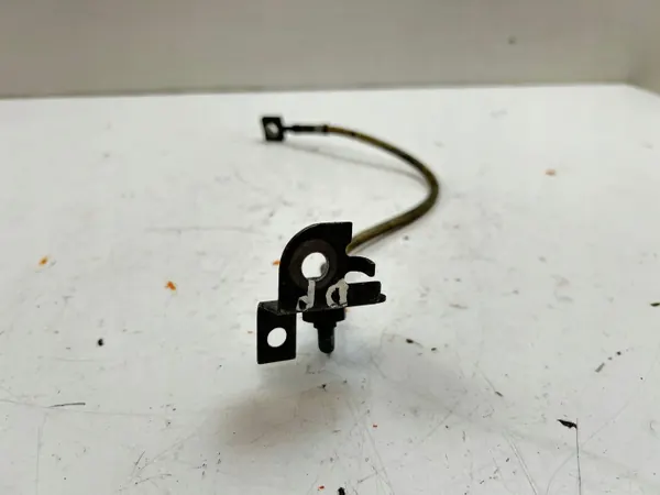 Flexible de frein Jaguar XK XKR OEM MAM81951 image 4