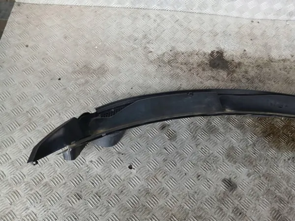 Suzuki Swift III 2019 Framruta OEM 7233153R0 image 7