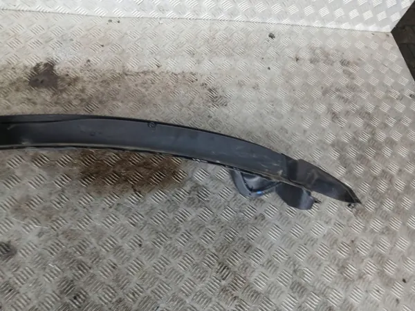 Suzuki Swift III 2019 Framruta OEM 7233153R0 image 9