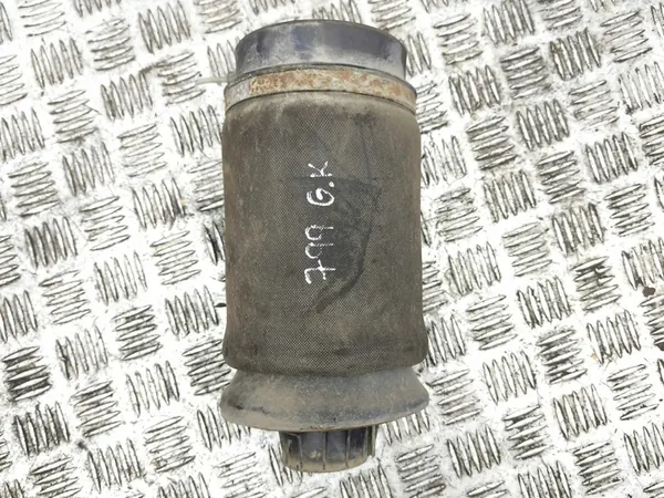 Suspension pneumatique arrière Mercedes-Benz ML W164 2010 image 1