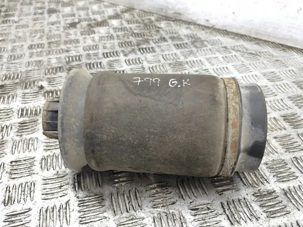 Suspension pneumatique arrière Mercedes-Benz ML W164 2010 image 6