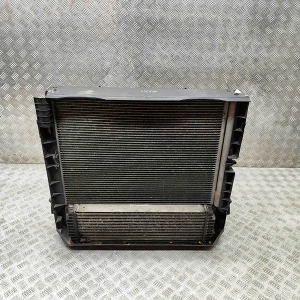 Pièce refroidissement BMW OEM 7799761 pour X5 E70 3.0L image 2