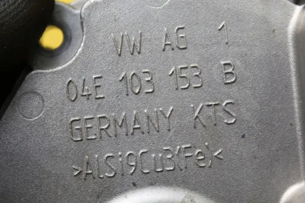 Veivaxelförpackning OEM 04E103153B - Begagnat skick image 8