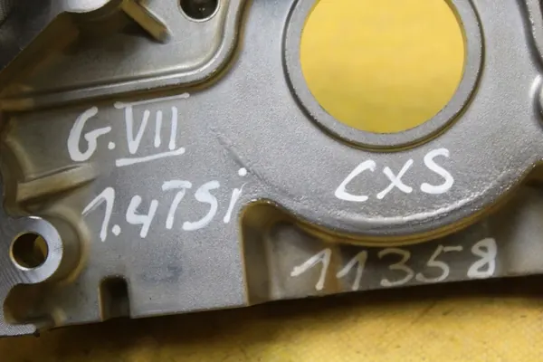 Veivaxelförpackning OEM 04E103153B - Begagnat skick image 9