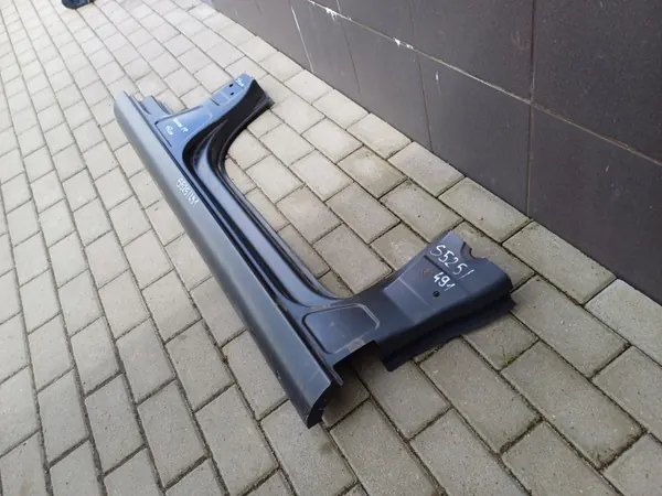 VW TOURAN 1 I LIFT - RTEKO LUK2225 Estribo Delantero Derecho image 4