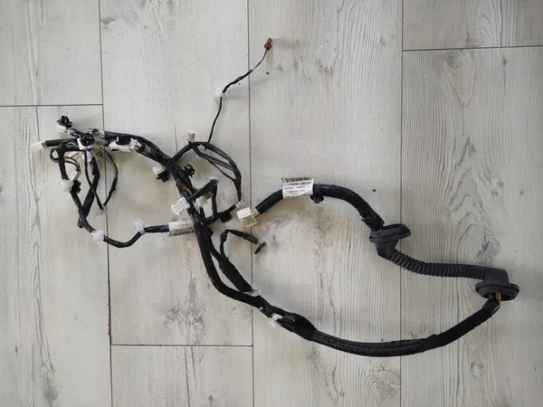 NISSAN PULSAR C13 14- Fiação do porta-malas 24051-3ZL1B image 2