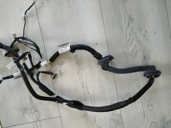 NISSAN PULSAR C13 14- Fiação do porta-malas 24051-3ZL1B image 5