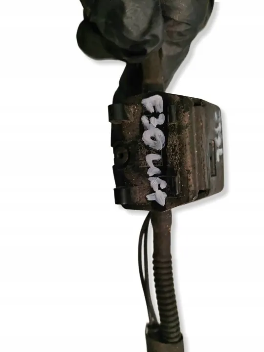 BMW F30 Lift Sprinkler Mask - Begagnad OEM Del image 5