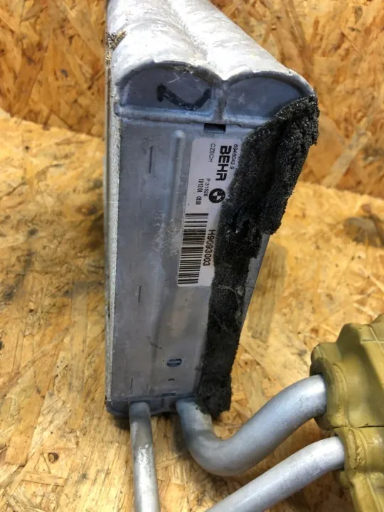 OEM 6946043 Klimakondensator für BMW E60/E61/E63/E64 image 3