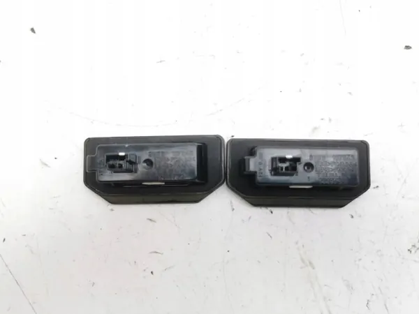 Tesla Model 3 2022 Heckkennzeichenleuchte OEM 144973000B image 6