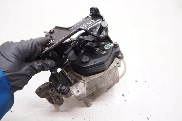 Brandstofffilterhuis OEM V60 I AV60-9180-CA image 4