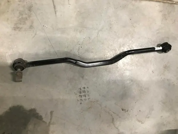 Dodge Ram DT 2019-2023 Barra Panhard Traseira OEM P68253967aa image 1