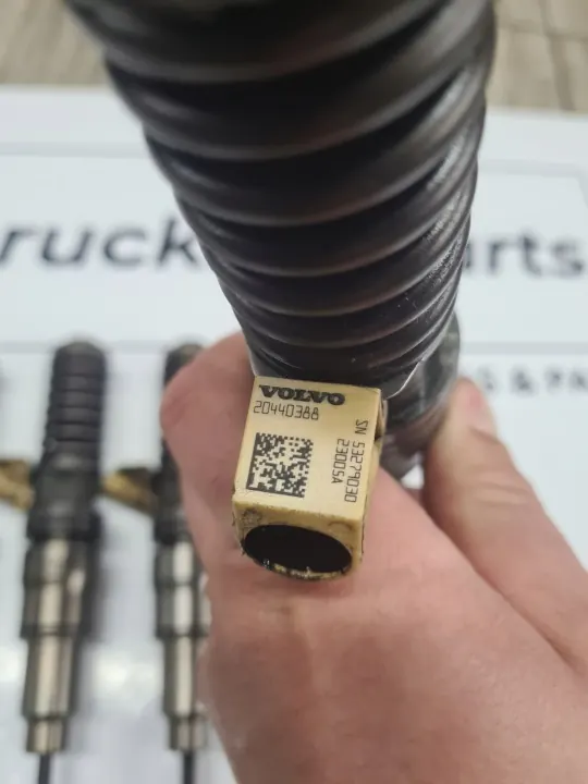 Einspritzdüsen OEM 20440388 für Renault Magnum DXI 12 image 3