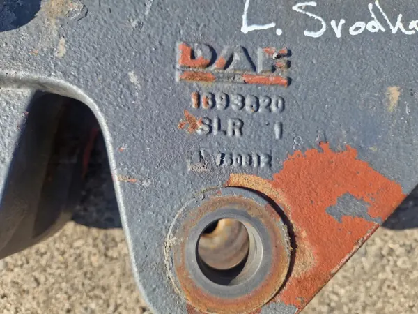 DAF Veerbeugel OEM 1693822 voor CF 85/75 8x4 image 3