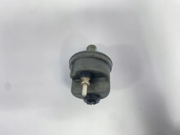 Oliedruksensor OEM 0065429417 voor Mercedes W124/W201 image 3