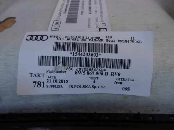 OEM 8W5867506B Audi A4 B9 Kattoverhoilu Musta image 4