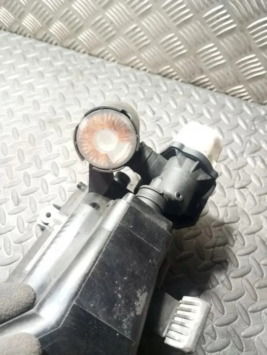 BMW 5 (F10) F07F10US DPF 4.4L Gas 300kW 2011 image 5