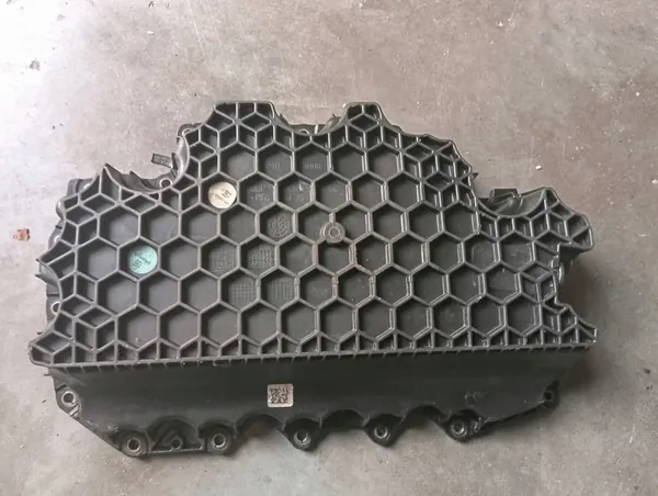 Oljetank A6420100910 Mercedes-Benz 2.2 CDI image 2