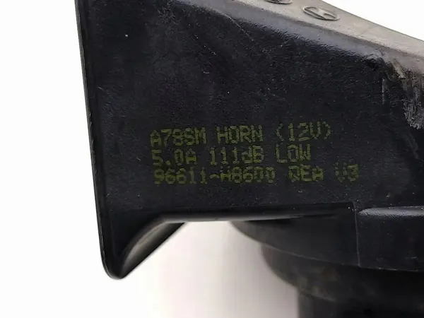 Bocina KIA Stonic OEM 96611H8600 - Usado image 8