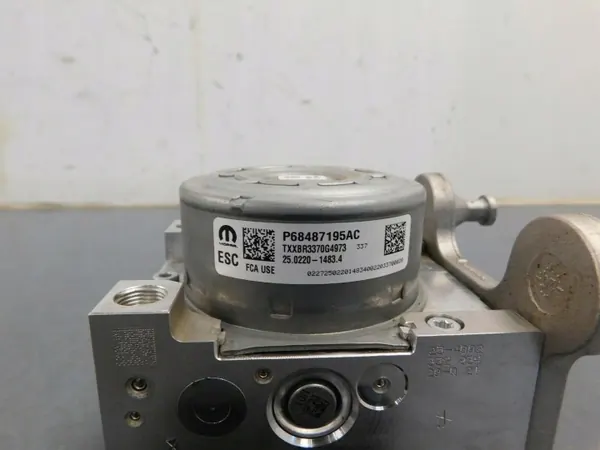 Module Pompe ABS OEM 68487195AC pour Jeep Wrangler JL image 5