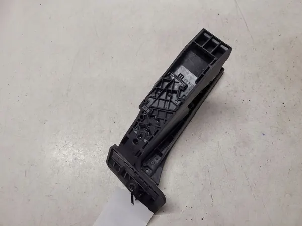 Gaspedal BMW 3 (E90) 2.0L Diesel 2011 image 3