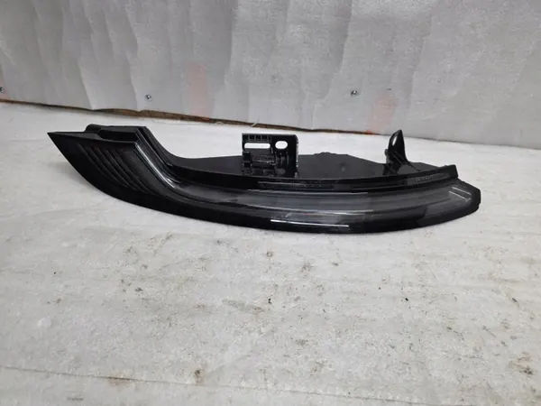 Lanterna traseira LED Porsche 992 esquerda OEM 992945091F image 2