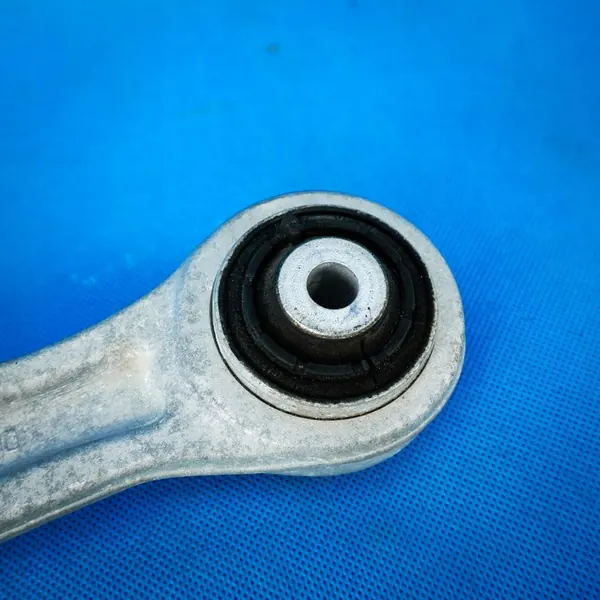 Braccio di Controllo Anteriore Sinistro Audi A8 S8 4H 4H0407151C image 3