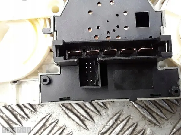 Opel Zafira A Klimasteuergerät OEM behr90673 image 6