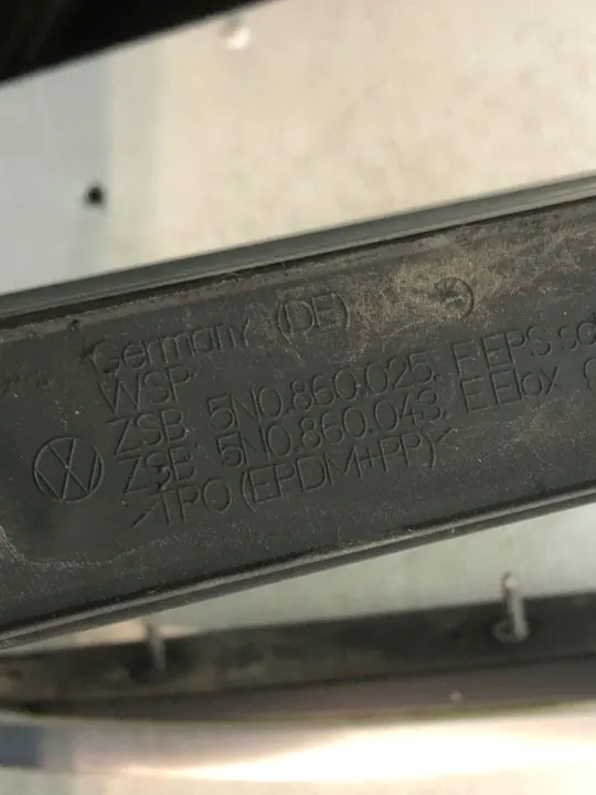OEM 5N0860025 kattotangot VW Tiguan I 2007-2015 image 10