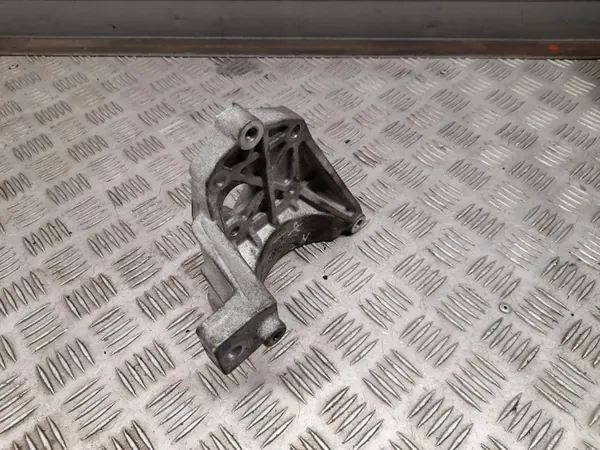Pièces de montage Chevrolet Camaro SS 6.2 V8 LT1 OEM 12643221 image 4