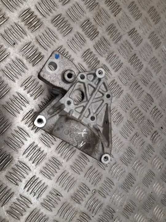 Pièces de montage Chevrolet Camaro SS 6.2 V8 LT1 OEM 12643221 image 6