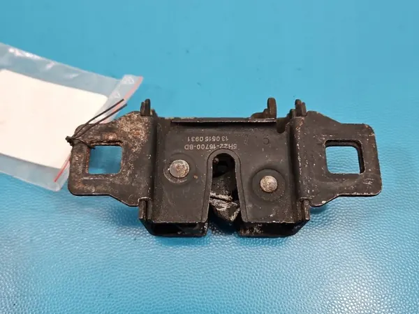 Fecho capô esquerdo OEM 5H22-16700-BD Jaguar XE image 4