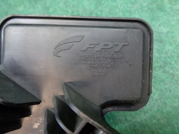 Séparateur d'huile OEM 55219081 pour Fiat Bravo II image 6
