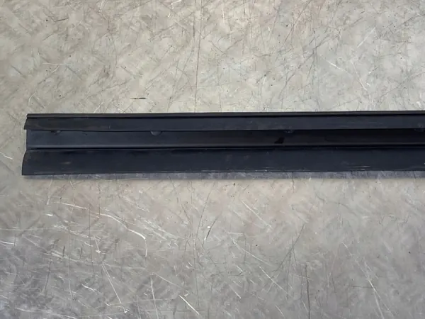 Moldura de pilar Nissan OE OEM FOB53746 para X-Trail image 5