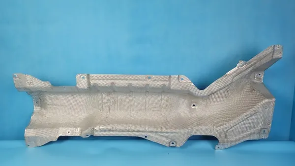 BMW OEM 9479123 Brandstoftank Thermische Isolatie Afdekking image 8