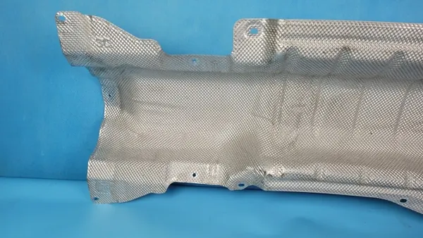 BMW OEM 9479123 Brandstoftank Thermische Isolatie Afdekking image 9