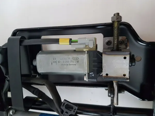 Mercedes-Benz Stolsmotor OEM A2219200187 Begagnad image 7